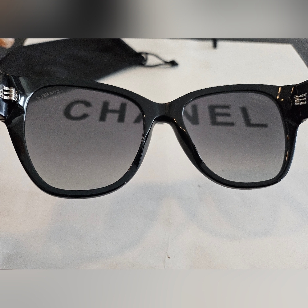 Authentic Chanel 5412 501/SC Black Women's Oversized Cat Eye Sunglasses Italy. - Picture 4 of 12